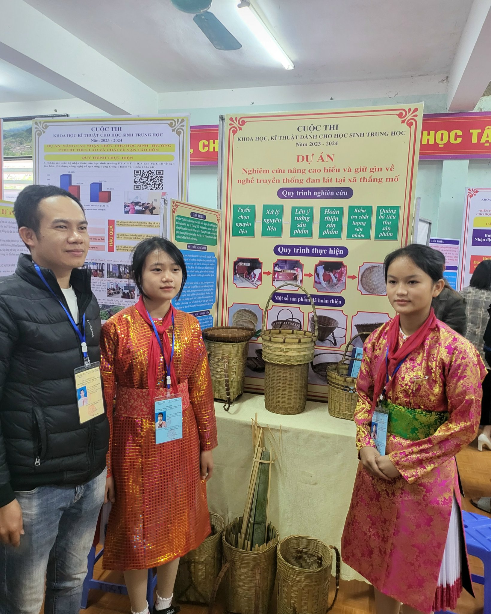 Tham gia cuộc thi KHoa học kĩ thuật cấp huyện năm học 2023-2024